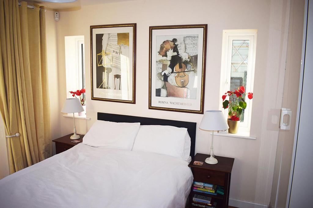 Wings Bed & Breakfast Oakham Bagian luar foto